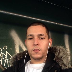 Meet your Posher, Christopher